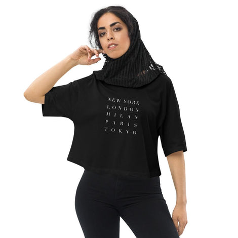 FASHION WEEK Loose Cropped Tee